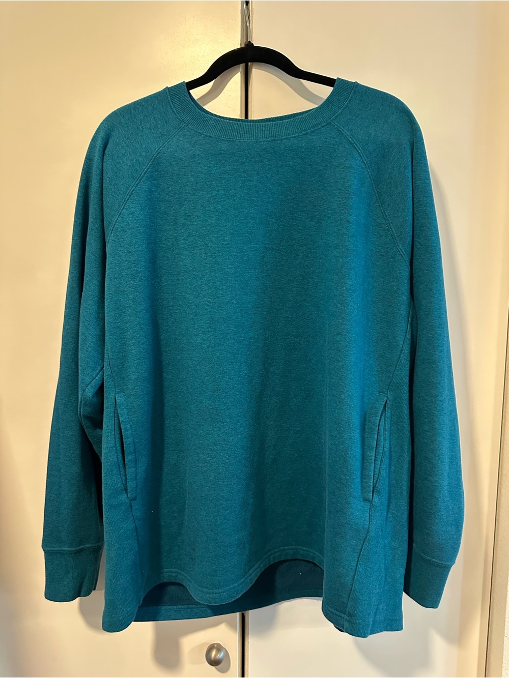 Kirkland Signature Ladies Cozy Fleece Crewneck Side Seam Pockets Soft Teal XXL